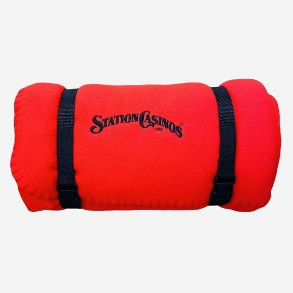 NEW Station Casino Red Felt Blanket Throw with Travel Handle Monarch Promo 60x49 - Picture 1 of 8